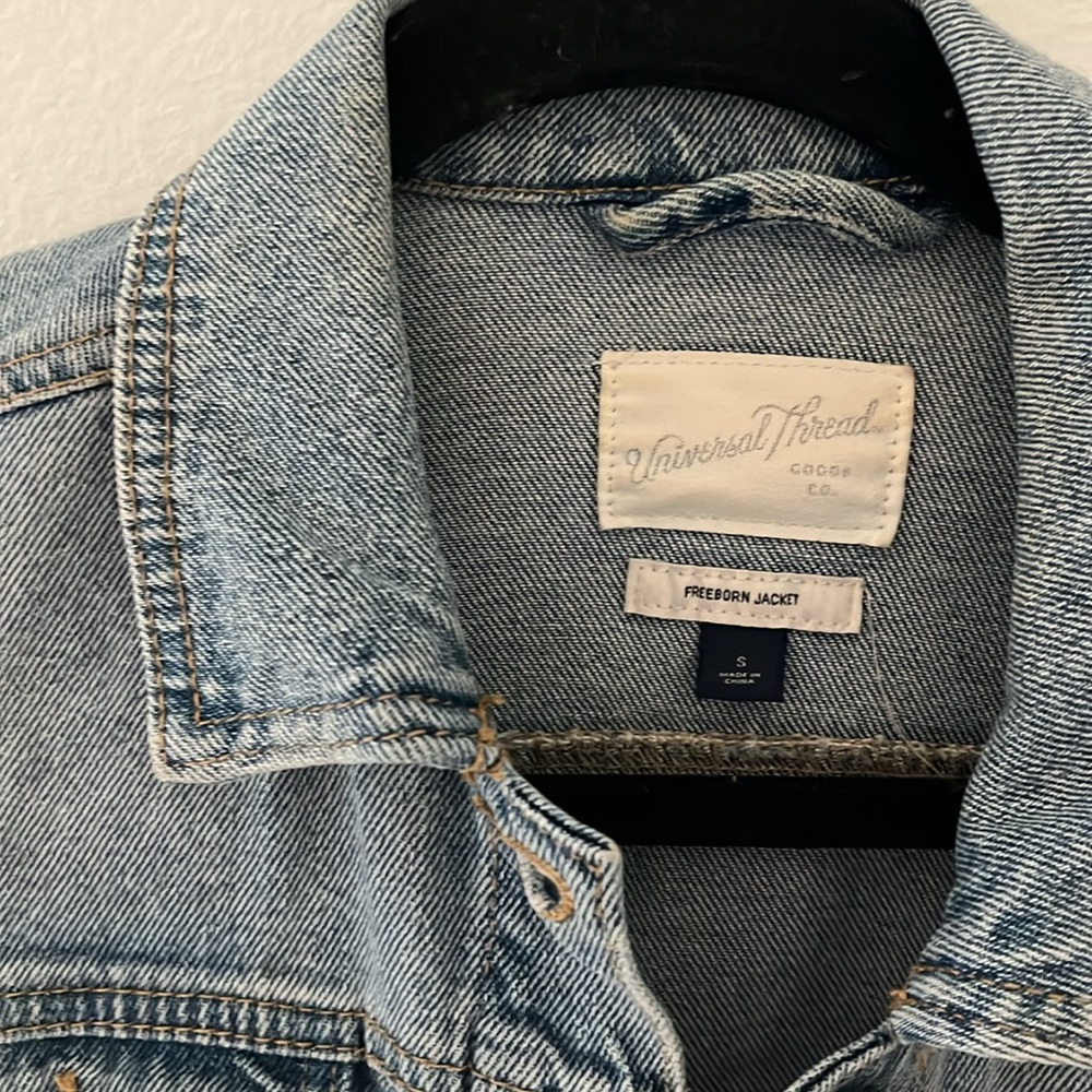 Jean jacket - Picture 2 of 2